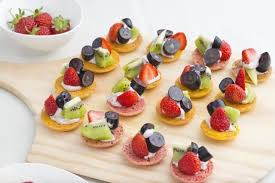 Impress Your Guests With These Gorgeous Glazed Fruit Tarts Recipe Fruit Tart Recipe Tart Recipes Brunch Desserts