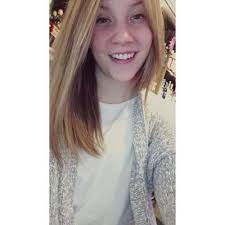 Courtney Dawydiuk (@courtdavv_)