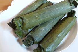 Bunga cantik ini kubuat dari plastik bekas lho (dokumentasi pribadi). Kalau Mau Bikin Lontong 15 Menit Matang Ikuti Resep Ini