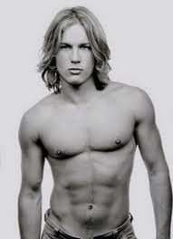 Travis fimmel.com travis fimmel online photo gallery travis' official fanlisting. Travis Fimmel Young Underwear Model Body Gay Or Girlfriend