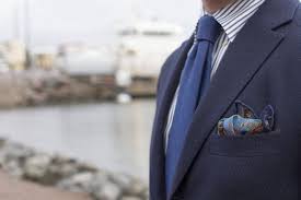 The pocket square is a cultural relic. How To S Wiki 88 How To Fold A Pocket Square For A Suit