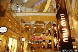 d02766 台北市 台北101購物中心 時尚 精品 百貨公司 broadway shows department store broadway show signs