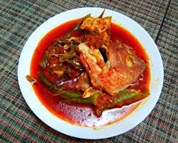 Panaskan minyak, masukkan halba 1 sudu besar … Resepi Ikan Merah Masak Asam Pedas
