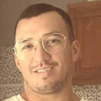 100+ perfiles de «Julio Fabian»