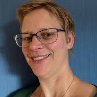 800+ "Meeder" profiles