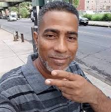 Manuel Montez's Instagram, Twitter & Facebook