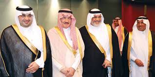 هو حسان بن ثابت بن المنذر بن حرام بن عمرو بن زيد مناة بن عدي بن عمرو بن مالك بن النجار الأنصاري الشاعر، يكنى أبا الوليد، وقيل: Ø£ÙØ±Ø§Ø­ Ø§Ù„ÙˆÙ„ÙŠØ¯ Ø¨Ù† Ø¨Ø¯Ø± ÙŠØ­ØªÙÙ„ Ø¨Ø²ÙˆØ§Ø¬ Ø¹Ø¨Ø¯Ø§Ù„Ù„Ù‡ Ø¨Ù† Ù†Ø§ØµØ± Ù…Ù† ÙƒØ±ÙŠÙ…ØªÙ‡