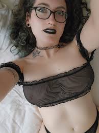 Inky Minky - Free nude pics, galleries & more at Babepedia