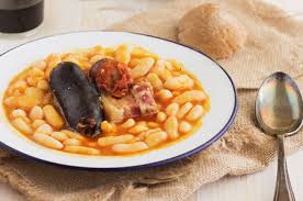 Los 15 mejores platos de la gastronomía de españa que no debes perderte durante tus vacaciones: La Cocina Espanola Triunfa Entre Los Britanicos Que Acaban De Descubrir Uno De Sus Mejores Secretos La Gastronomia Asturiana