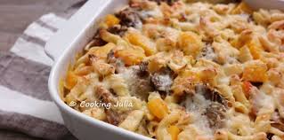 Gratin De Spatzle Au Potimarron Et Champignons Recettes Recette Recettes De Cuisine Gratin De Spaetzle Champignon Recette