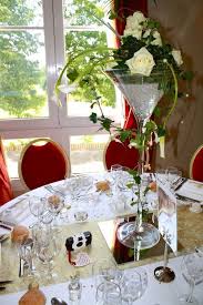 Thèmes, déco de table et de salle, accessoires des mariés, idées cadeau, dragées, etc. Vases Martini Decoration Table Mariage Decoration Table Mariage Deco Mariage Centre De Table Table Mariage