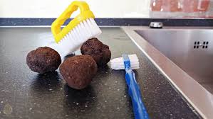 I tartufi (quelli bianchi in particolare) sono molto delicati e il processo di pulizia deve essere fatto con estrema accortezza, altrimenti si. Quando E Come Va Polito Il Tartufo Nero Pregiato Tartufo Nero Pregiato