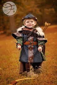 Diy a cute kids robin hood costume starting with a sweatshirt! Diy Vintage Duck Couture