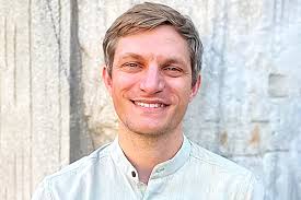 BNP leader Azizul Bari Helal 'detained'