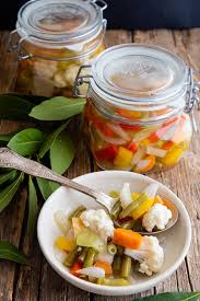 In a clean bowl, mix together the oil with the oregano and pepper. Italian Giardiniera Recipe An Italian In My Kitchen