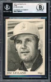 Gene Quick Autographed 1975 TCMA Rookie Card Clinton Pilots SKU #231566