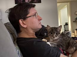 Help.. I'm cat-sitting and it's my first time having a cat sit