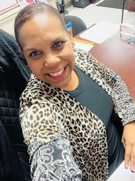 Hiya …. Started my 10mg pen last week and immediately noticed my hair  starting to shed and the texture change. I hadn't had any issues