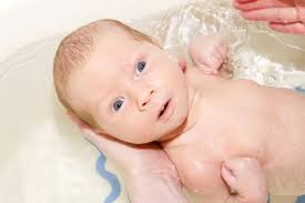 How often to bathe a newborn baby. How Often Should You Bathe A Newborn Baby Babo Botanicals