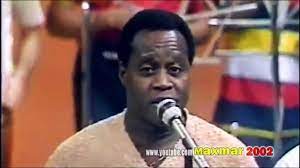 En ese momento, junto a su compañero little john (jamie foxx), toma… Johnny Ventura Y Orq Pide Que Te Lo Doy 80 Merengue Dominicano Merengue Clasico Youtube