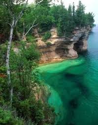Federal Act To Protect Pictured Rocks National Lakeshore Along Lake Superior Other Public Lands Creates Buzz Picture Rocks Pictured Rocks National Lakeshore Places To Travel