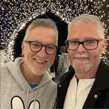 Is anyone still in the online queue for the MoG online release?