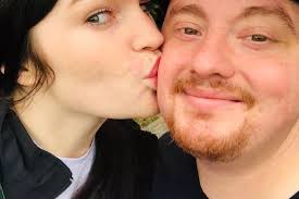 Couple with 46-year age gap fall in love instantly after meeting