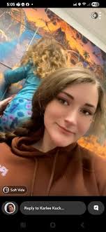 Looking for new generous friends, dont add me if you are not looking to add  funds to my account! 28yo. 5'7, Long luscious hair, green eyes. Likes long  walks .. fun activities,