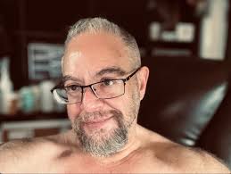 Home haircut and beard trim experience