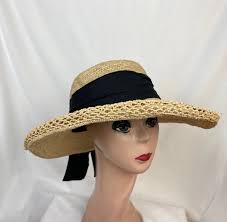 Pretty Pink Ribbon Sculpted Fascinator