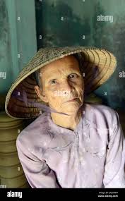 Vietnamese pottery hi-res stock photography and images