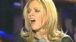 YouTube: Pat Metheny & Anna Maria Jopek “Are You Going With Me” Live (2000) 