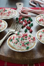 Can't figure out what type of dessert would be good to serve after such a filling meal. 13 Amazing Last Minute Holiday Desserts Eat This Not That