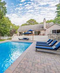 We scoured the rental market from southampton to montauk for seven beach houses that embody the modern aesthetic of those architects of the '60s and '70s. 21 Affordable Hamptons Airbnbs To Rent With Friends This Summer Hamptons Summer Summer Beach House The Hamptons