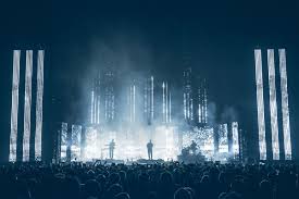 Light Fantastic The Art And Design Of Stage Lighting Pin On Wutai