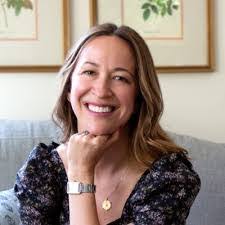 Amanda Schmutzler's Instagram, Twitter & Facebook