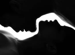 Black And White Kiss Silhouette Black White Kiss Design Contrasts The Yin And The Yang Photography Words Photography Series Love Photography