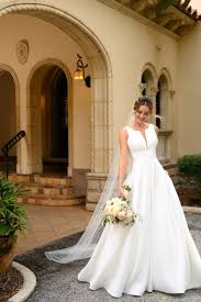 We did not find results for: Brautkleid Lagerung Hochzeitsrausch Brautmoden