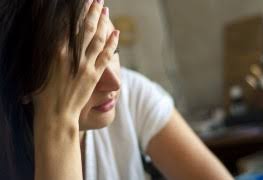 Ma femme a les yeux bleus et les cheveux frisés. 3 Causes Des Maux De Tete A L Arriere Du Crane Trucs Pratiques