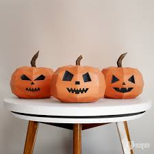 Un patron gratuit le magazine modes et travaux nous offre, pour cet été … nous. Projet Diy Papercraft Citrouilles D Halloween Enfants Loisirs Creatifs Pour Enfant Par Ecogamishop