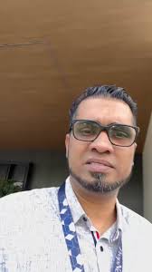 Work today. Completion for my contra case. Met Dato Lee Heng Eam of  PropNex. We talk soon buddy! School Holidays start. The kids bored and  followed us where ever we go. #themilhans