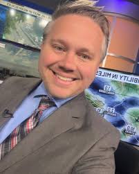 Join us this morning from 8-10am! ⛱️✨