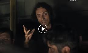 Nella terza serata del festival di sanremo 2021 dedicata alle cover willie peyote, al fianco di samuele bersani, propone il brano ''giudizi universali' di samuele bersani. Jejjehxjt7ocim