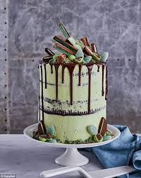 It's only 6 inches in diameter, which is. Woolworths Release Limited Edition Choc Mint Mudcake And How You Can Transform It Into A Dessert Daily Mail Online