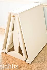 Diy Portable Craft Table Craft Shows Ideias Trabalhos De Casa Planos De Mesa