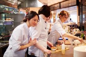 the gorgeous kitchen (@tgkheathrowt2