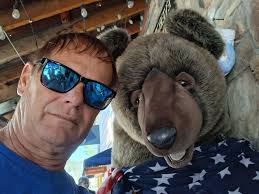 Who is the current bass player touring with Journey?