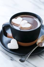 22 Sinful Hot Chocolate Recipes You Have To Try Nourriture Recette Chocolat Chaud Bon Cafe Du Matin