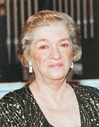 Lisa Monzo's Instagram, Twitter & Facebook