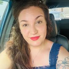 Which over the head headphones are better? Beats or Air Pod Max ? 🎧